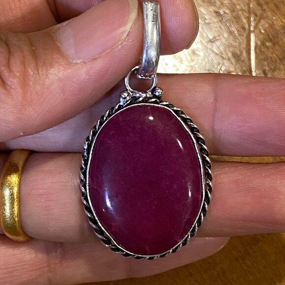 Stunning Natural Handmade Ruby Gemstone Pendant. - Picture 5 of 11